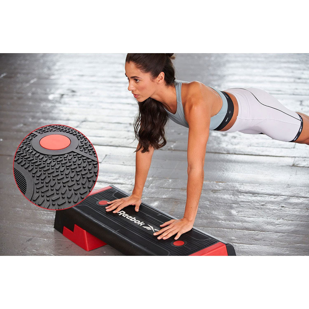 Adjustable Aerobic and Strength Training Workout Step Platform R401534